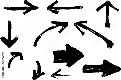 墨で描いた和風な矢印のデザイン素材