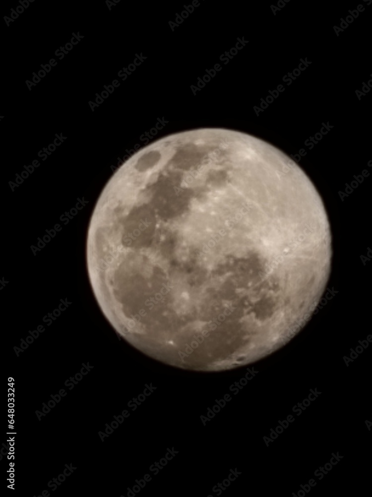 Obraz premium The moon photograph by Samsung galaxy S22 ultra