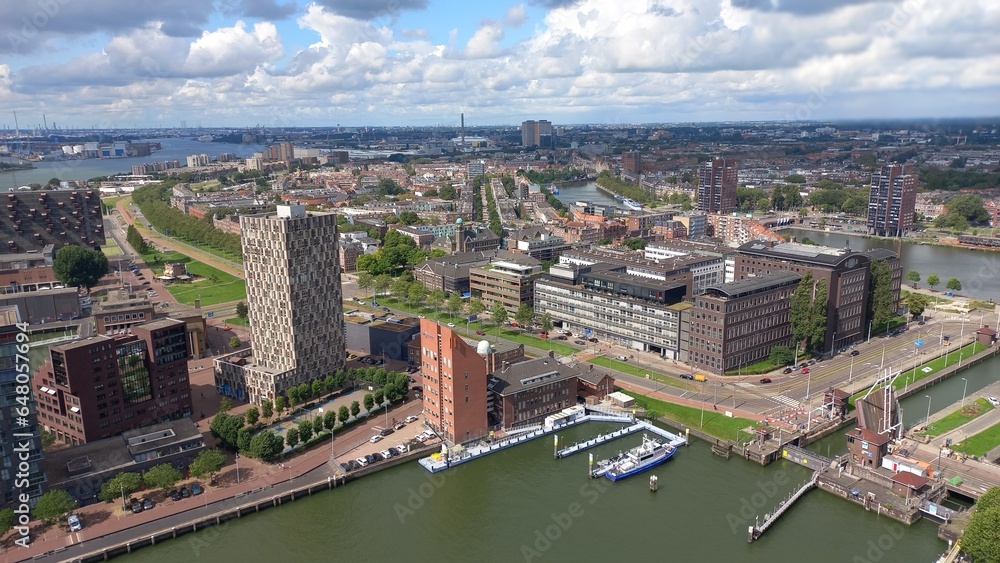 Blick vom Euromast auf Rotterdam und den Hafen