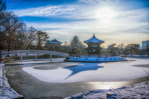Gyeongbokgung Palace in winter covered with snow in Seoul, South Korea.
Tourist attractions that are popular with tourists and photographers.