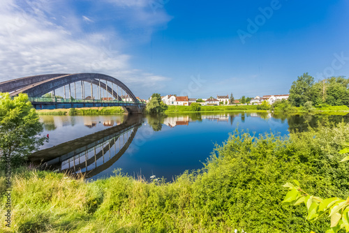 Pont sur la Loire à Decize, Nievre, Bourgogne Franche-Comté  photo