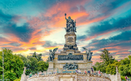 Niederwalddenkmal  R  desheim am Rhein  Rheingau 