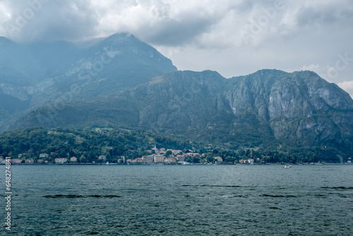 Observing the coast of the lake Como from Bellagio