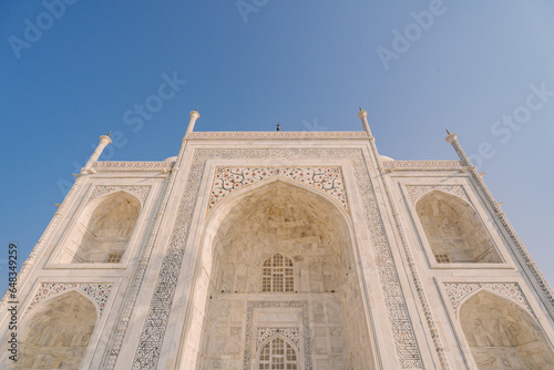 Cuadro en lienzo The architecture of the Taj Mahal temple, Agra, Uttar Pradesh, India is built of