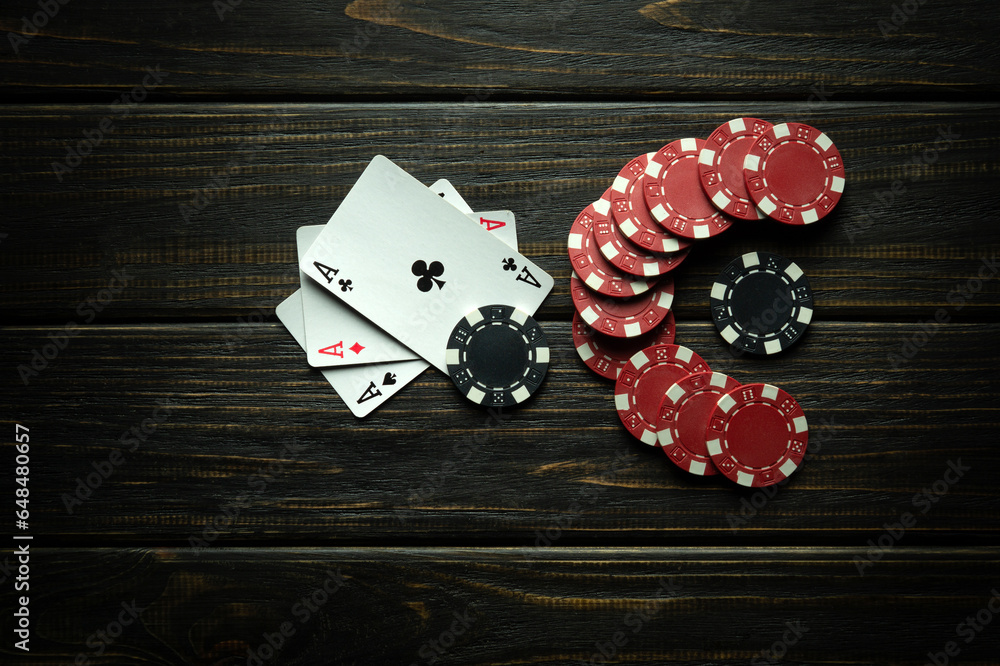 Φωτογραφία Playing cards with a winning combination of three aces
