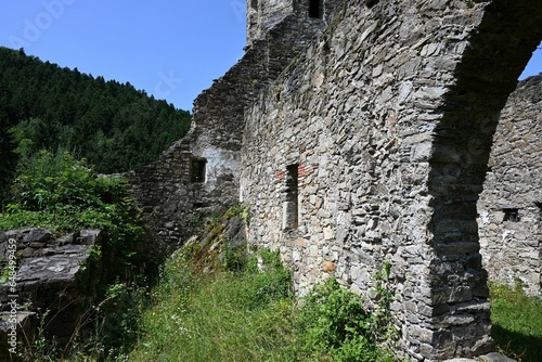 Kirchenburgruine Gossam, Österreich, 06.07.2023 photo