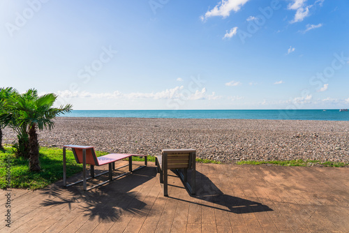 Beach chairs by the sea © Daniel