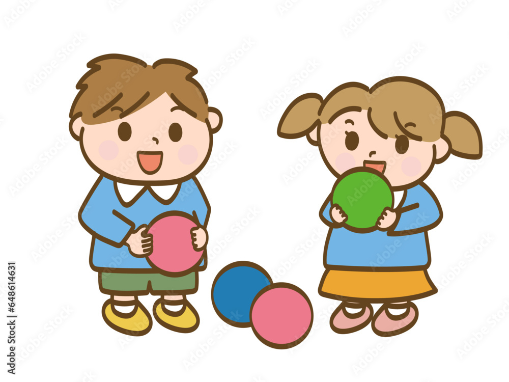ボール遊びをする男の子と女の子_保育園児の兄妹
ボール遊びをする男の子と女の子_保育園児の兄妹