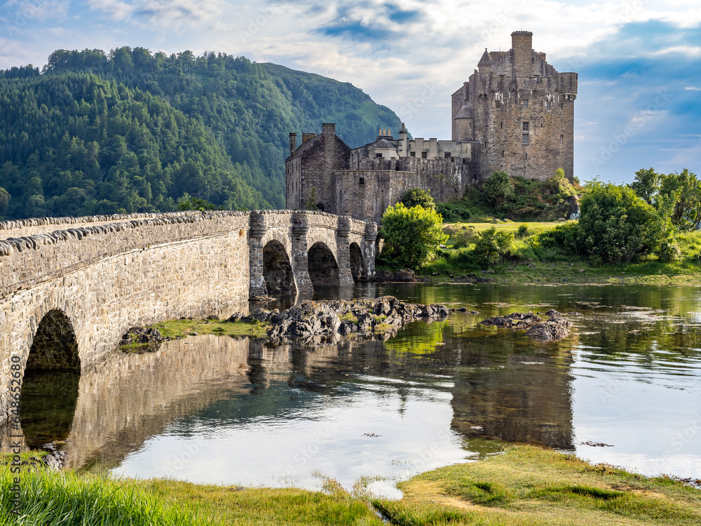 Obraz premium Eilean donan castle, Scotland,