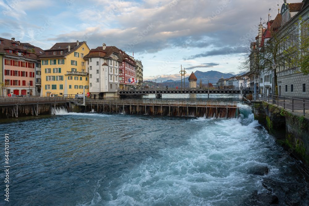 Needle dam at River Reuss with Chapel Bridge (Kapellbrucke) - Lucerne, Switzerland