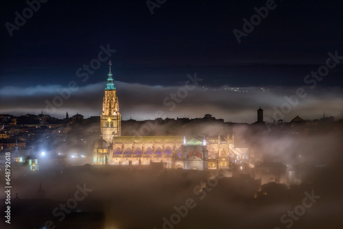La catedral Toledana y las nieblas photo