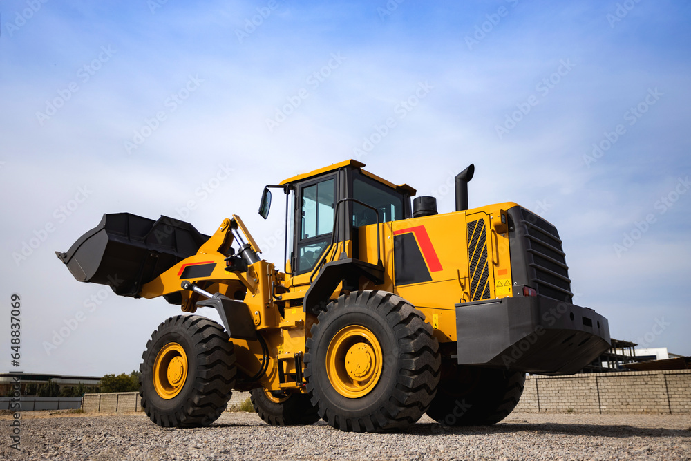 Front wheel loader for use in agriculture and construction Front wheel loader for use in agriculture and construction