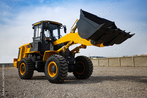 Front wheel loader for use in agriculture and construction