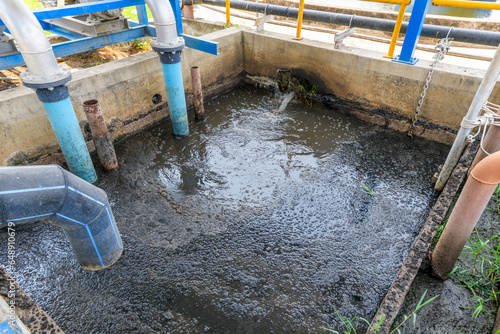 Foto waste water pond in industrial plants.