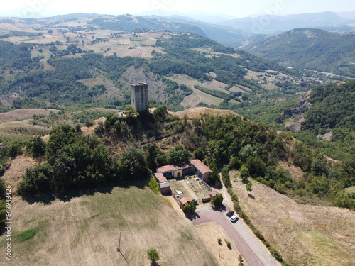 La torre di Rossenella vista col drone. Poco distante dal castello matildico di Rossena risale al XII secolo. Reggio Emilia photo