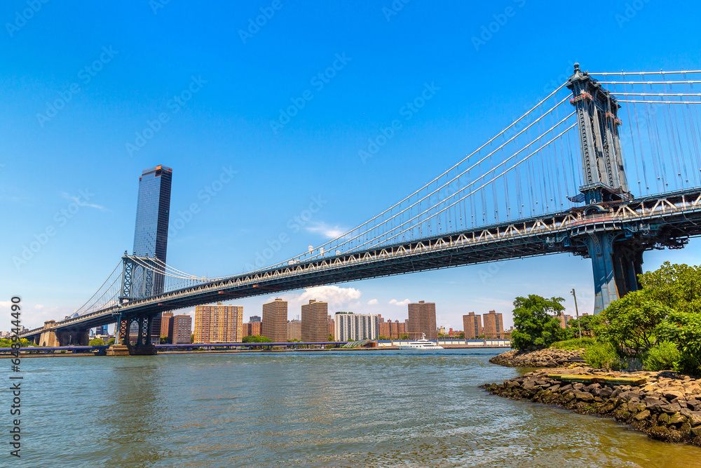 Manhattan Bridge in New York, NY, USA