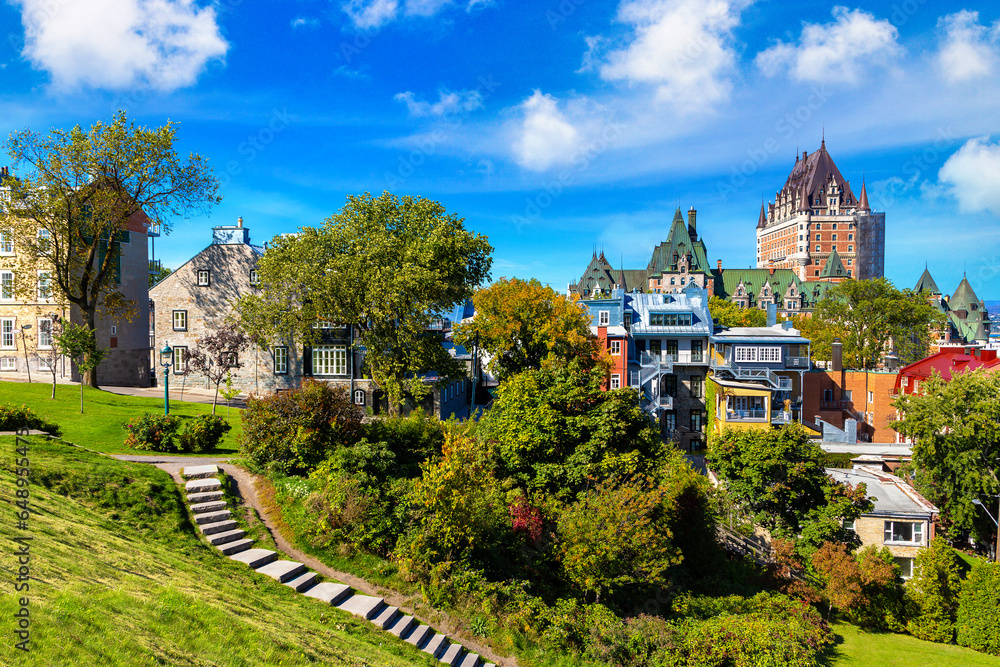 Naklejka premium Frontenac Castle in Quebec City