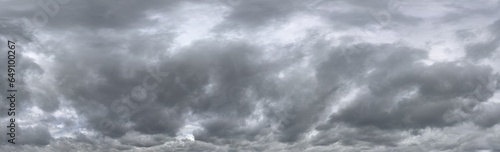 Canvas Print dark sky with gloomy rainy clouds during thunderstorm
