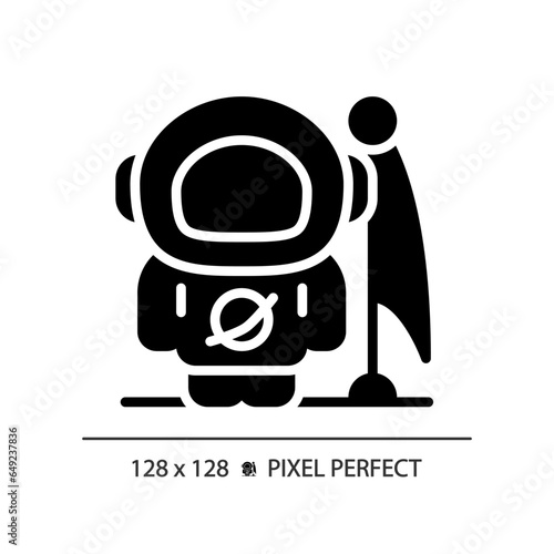 Man on moon pixel perfect black glyph icon. Lunar landing. Astronaut suit. Space achievement. Apollo 11. First step. Silhouette symbol on white space. Solid pictogram. Vector isolated illustration