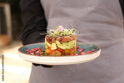 Crop cook with palatable tartar on plate