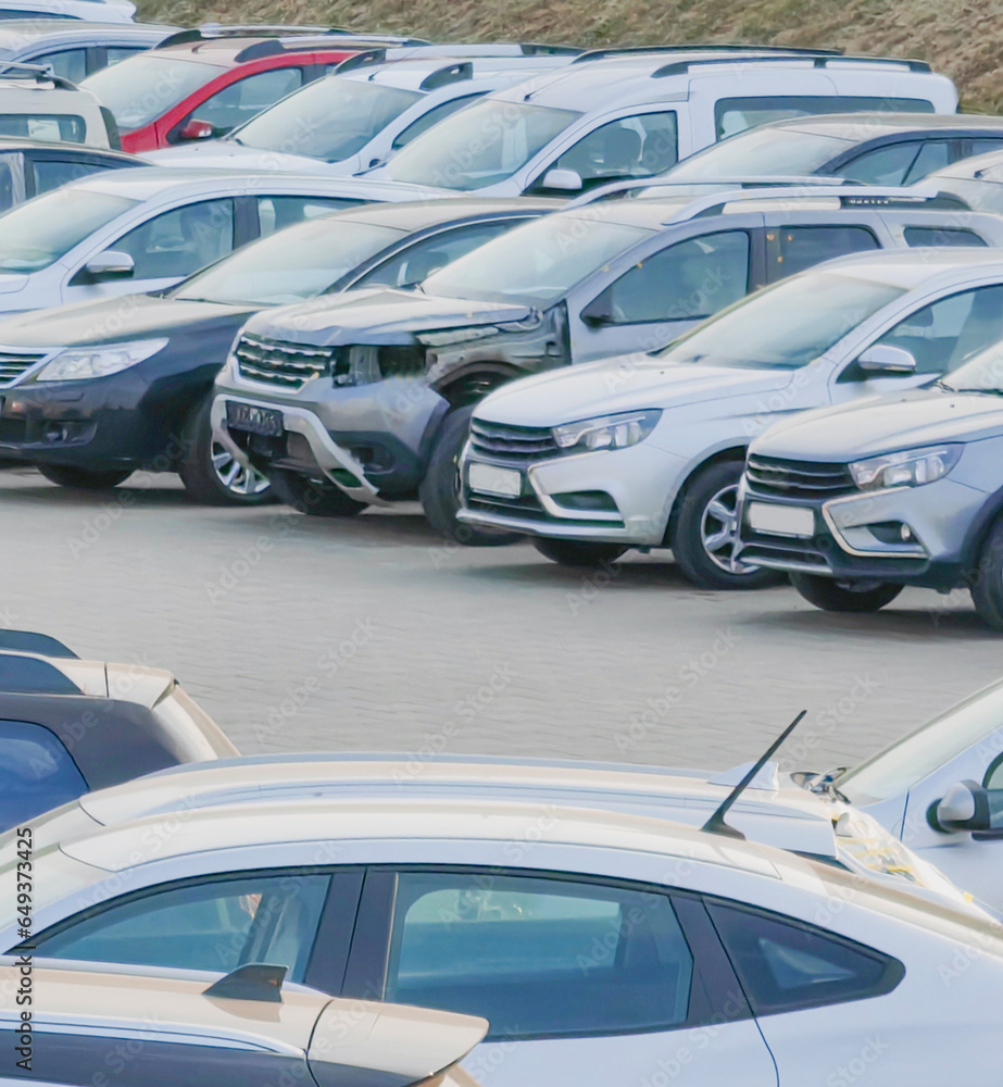  car parking in the city, where there are different cars