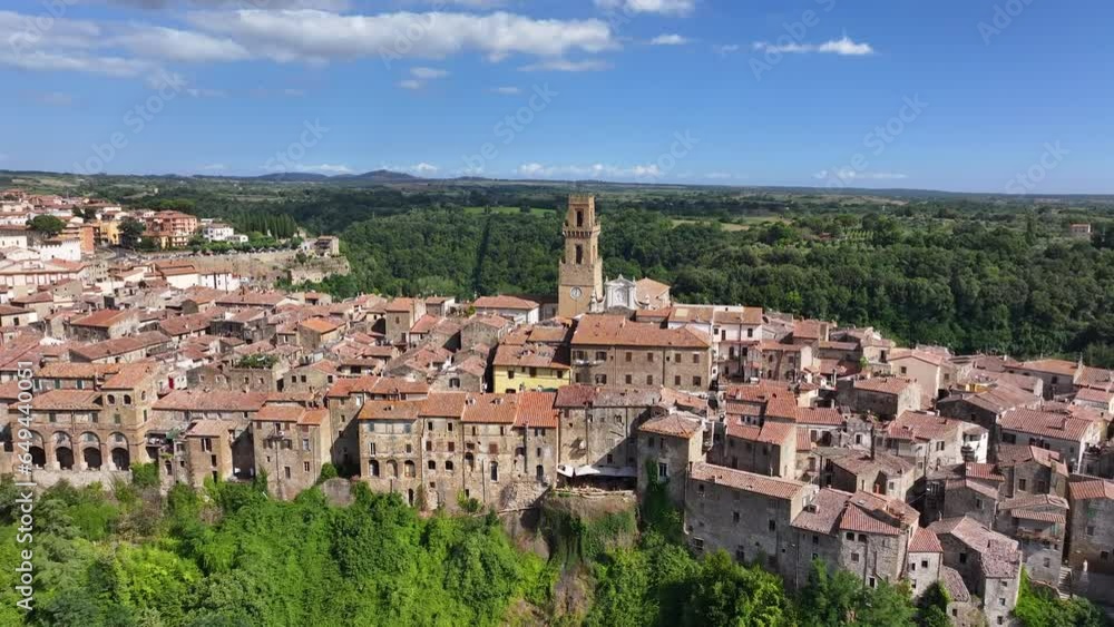 Aerial view of the medieval town of Pitigliano, in the province of Grosseto, Tuscany, Italy Aerial view of the medieval town of Pitigliano, in the province of Grosseto, Tuscany, Italy