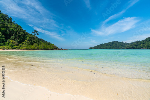 Obraz na płótnie Tranquil Mai Ngam beach in beautiful day, Surin island national park, Phang Nga, Thailand, w salonie