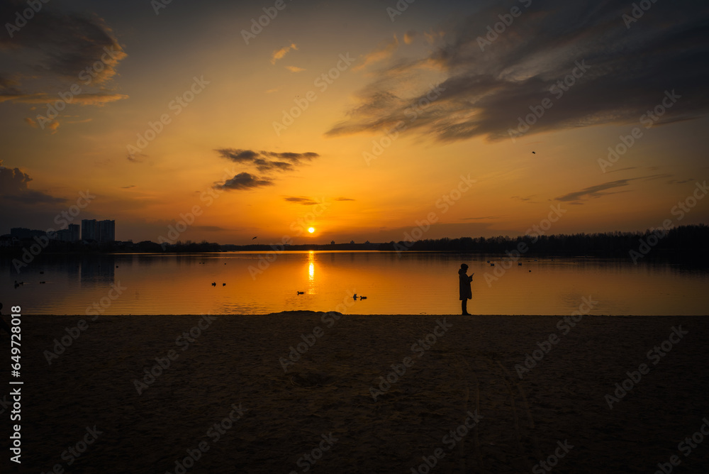 A sunset on the river