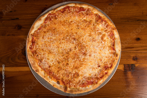 Large plain pizza