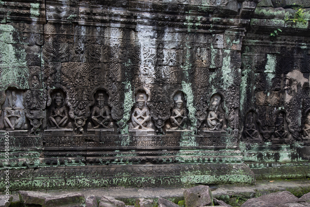 Preah Khan ancient carvings