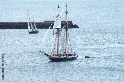 Arrivée au port de Brest de la goélette 