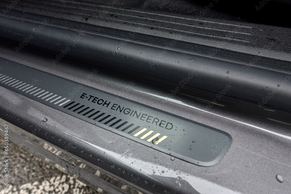 Renault Captur E-Tech engineered. Marking on the car threshold. 06-06 ...