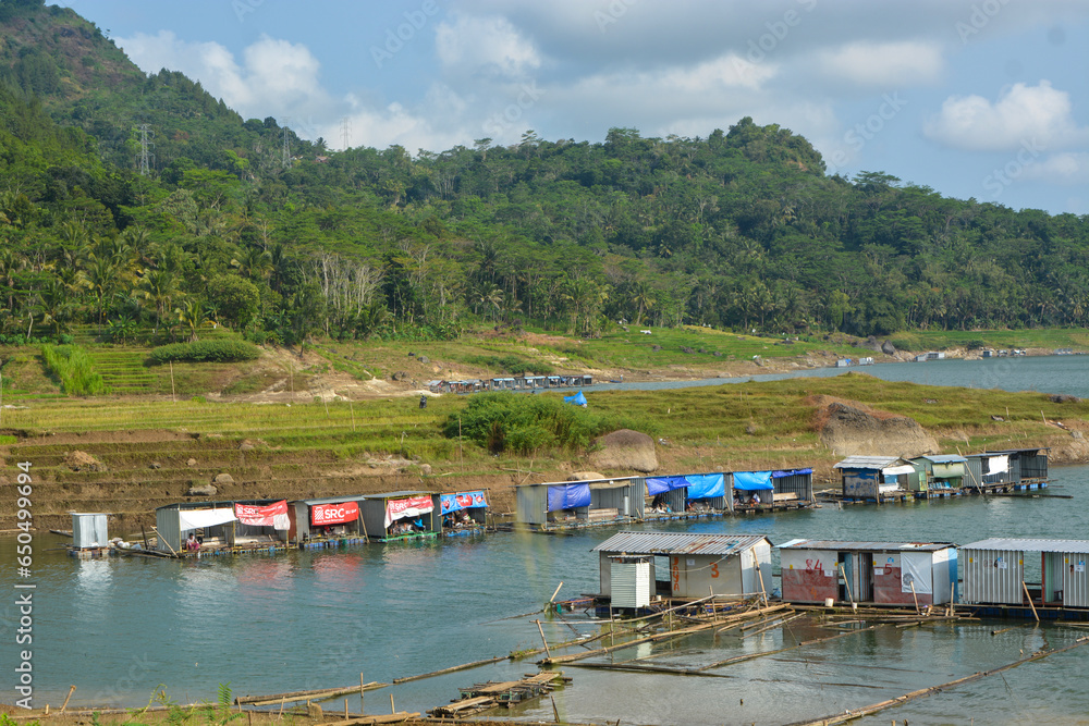 September 4, 2023, atmosphere of freshwater fish farming on the edge of a reservoir. Wonosobo, Indonesia