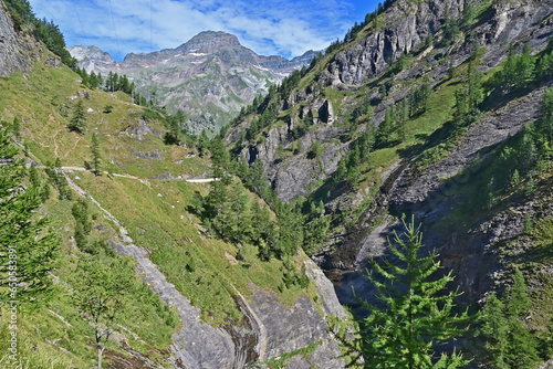 Ruscelli e torrenti sulla salita verso il Parco Naturale Alpe Veglia e Alpe Devero, Valle d'Ossola - Piemonte photo