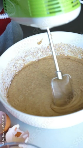 Wallpaper Mural electric rod mixing the dough of a sponge cake in a bowl Torontodigital.ca