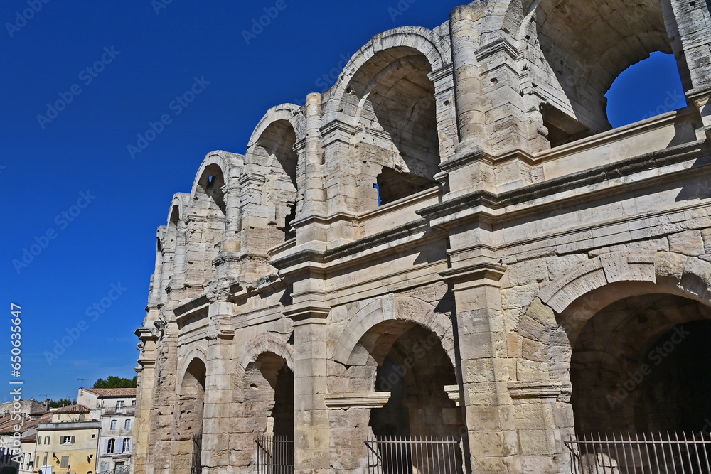Arles, l'Anfiteatro romano, Les Arenes - Provenza, Francia