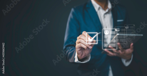 Obraz na płótnie Human resources management concept. Online Employee Assessment, Auditing and evaluating the quality and efficiency of personnel, Check Screening employee information job applicants. w salonie