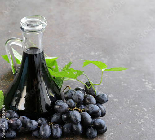 modena balsamic vinegar with fresh grapes