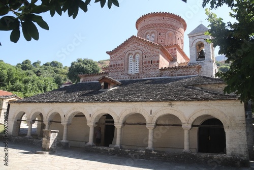 Eglise  orthodoxe de la dormition de la vierge en Albanie
de Labova e Kryqit