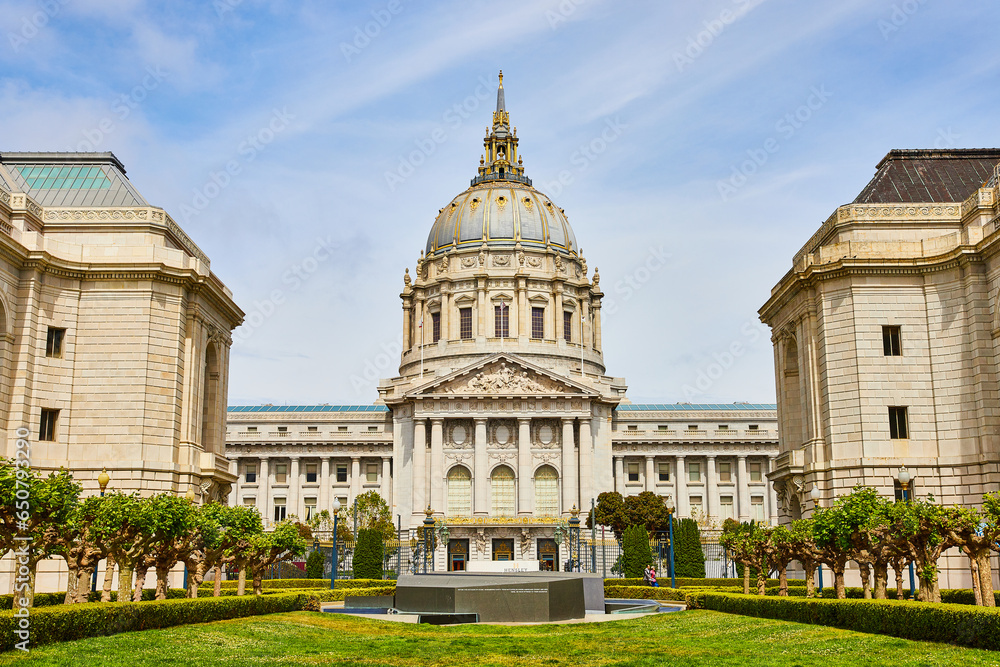 Memorial court of San Francisco city hall with view of stone memorial