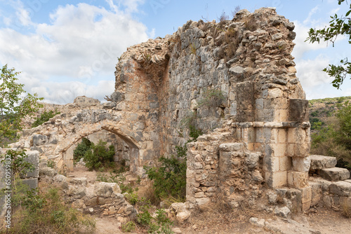 The remains of large dining room in courtyard of residence of Grand Masters of the Teutonic Order in the ruins of the castle of the Crusader fortress located in the Upper Galilee in northern Israel