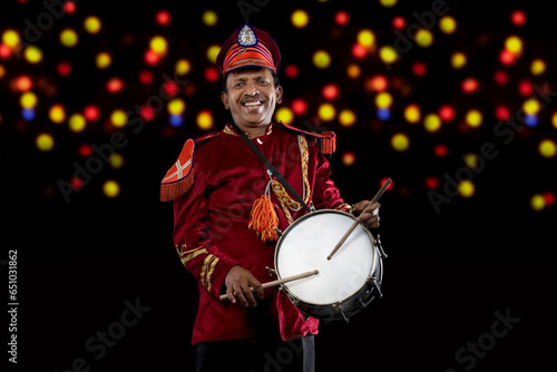 Bandmaster playing on drums 