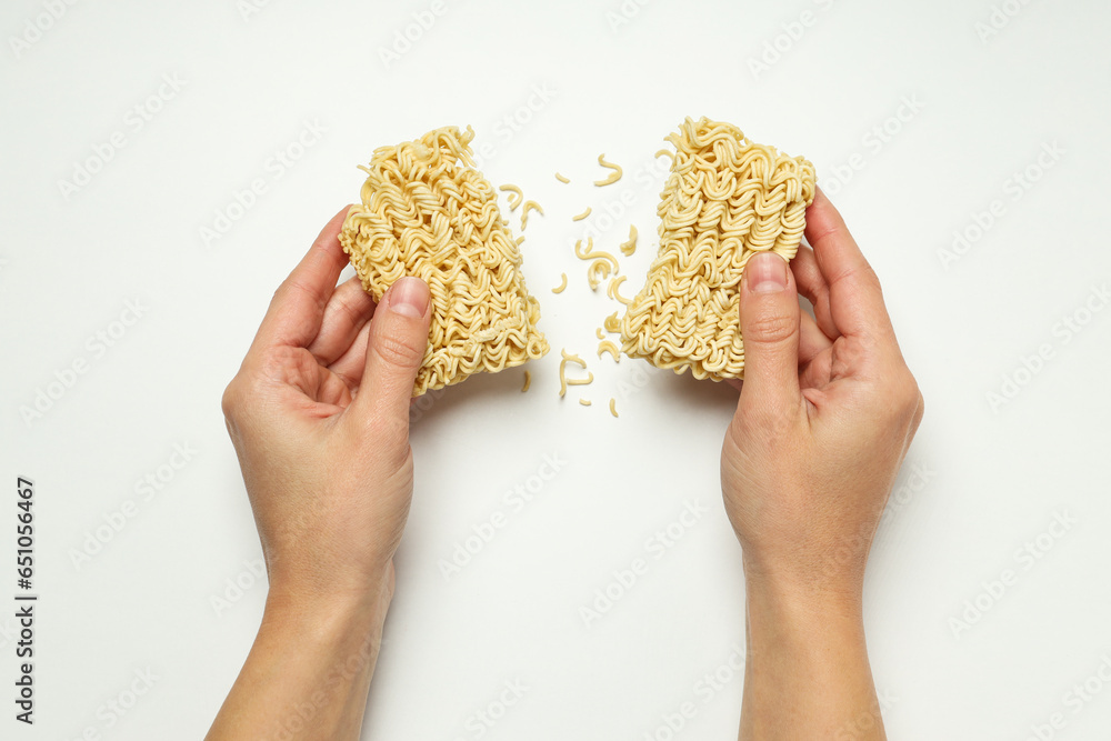 Obraz premium Concept of tasty fast food - instant noodles