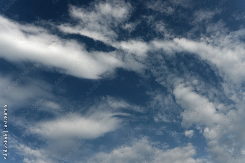 Obraz premium この瞬間が、初めてで、二度と繰り返させる瞬間ではない。こんにちは、そして、さようなら。 この瞬間を永遠に。有難う。