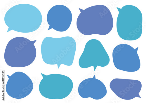 吹き出し　シェイプ　青　シンプル　ゆるい形