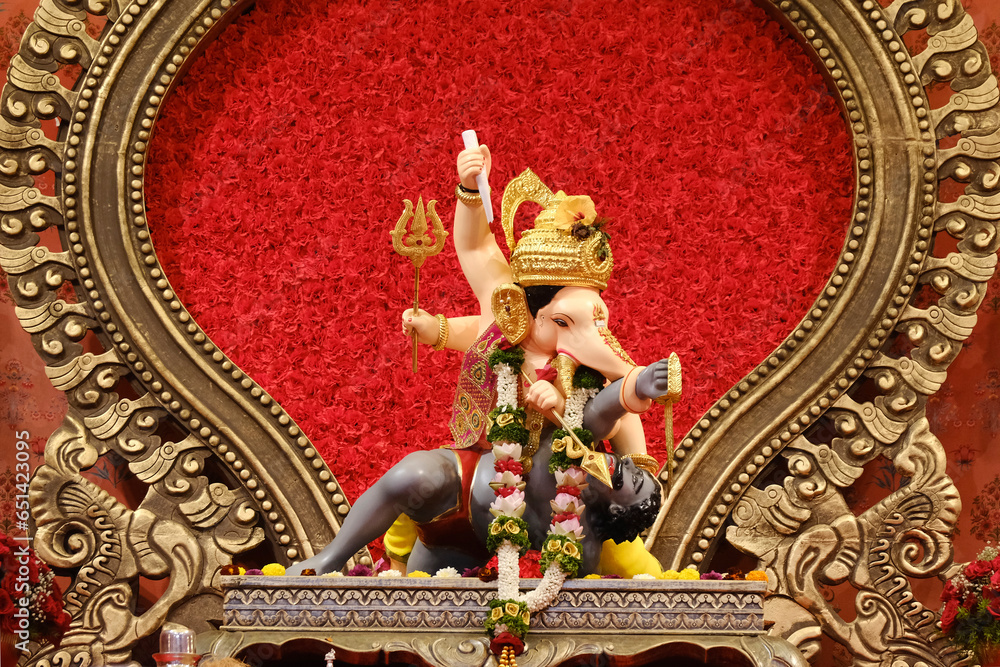 19 September 2023, Pune, Maharashtra, India, Beautiful idol of Lord Ganesh installed by Bhausaheb Rangari Ganpati during Ganesh festival 2023. - obrazy, fototapety, plakaty 