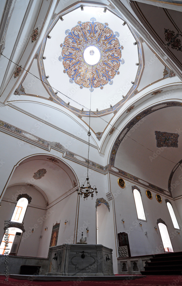 Located in Bursa, Turkey, Murat Hudavendigar Mosque was built in 1366.
