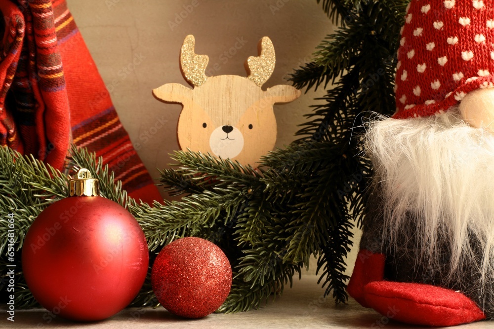 objetos de decoracion tipicos de navidad Stock Photo | Adobe Stock