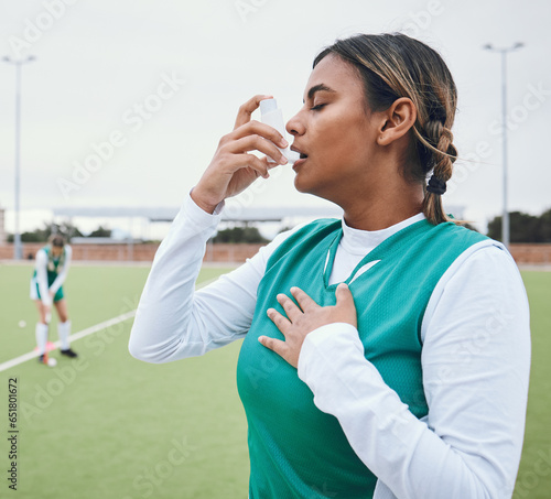 Photos Asma, hockey woman and medical tool for breathing and healthcare outdoor on sport field