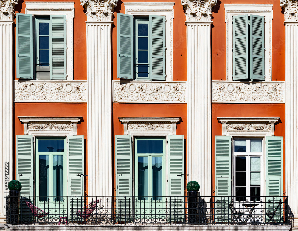 Obraz premium Les volets verts